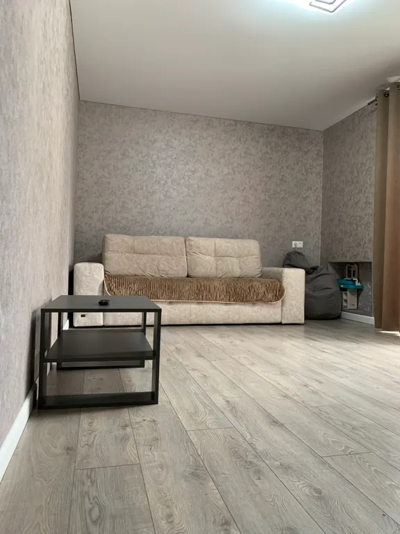 Двухкомнатная уютная квартира с шикарным видом на море и на горы — аренда посуточно в Гагра