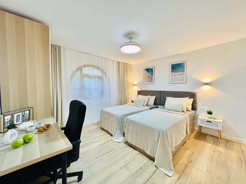 PaulMarie Apartment Lounge Cristina