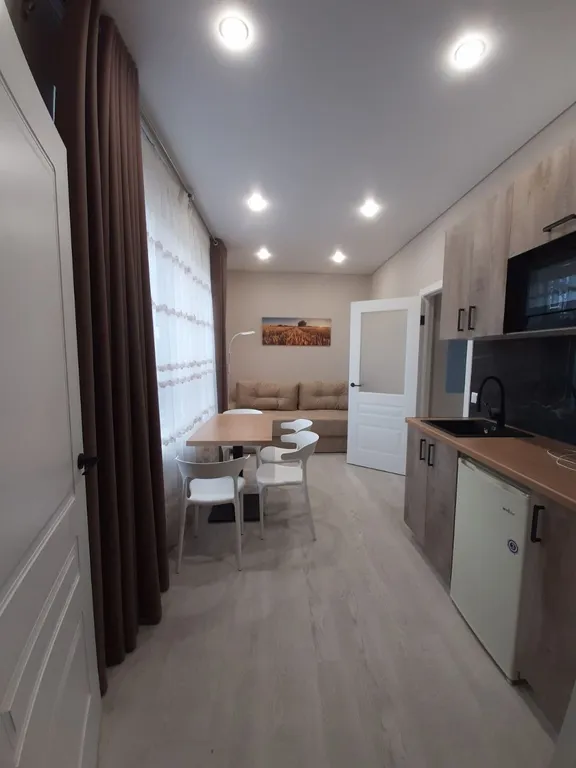 Квартира с участком, барбекю зона, закрытая территория, парковка