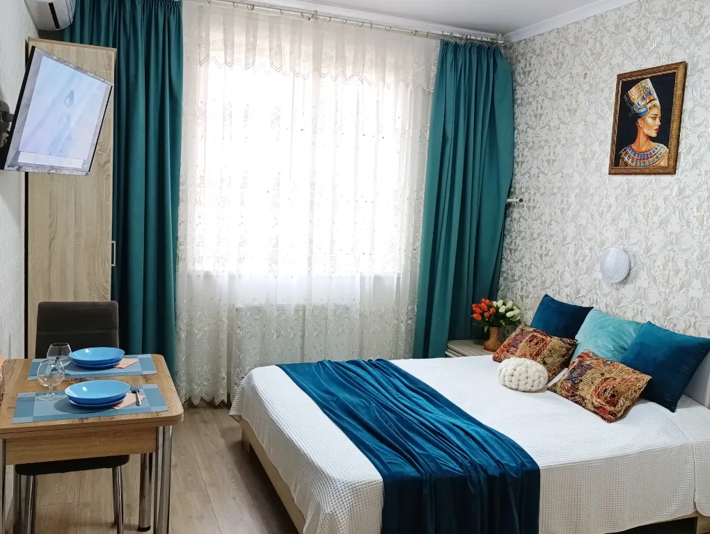 Квартира Уютная студия в ЖК Жигулина роща — аренда посуточно в Симферополь