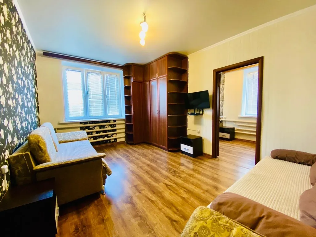 Отличная 2-комнатная квартира рядом с Центром «Рэб»