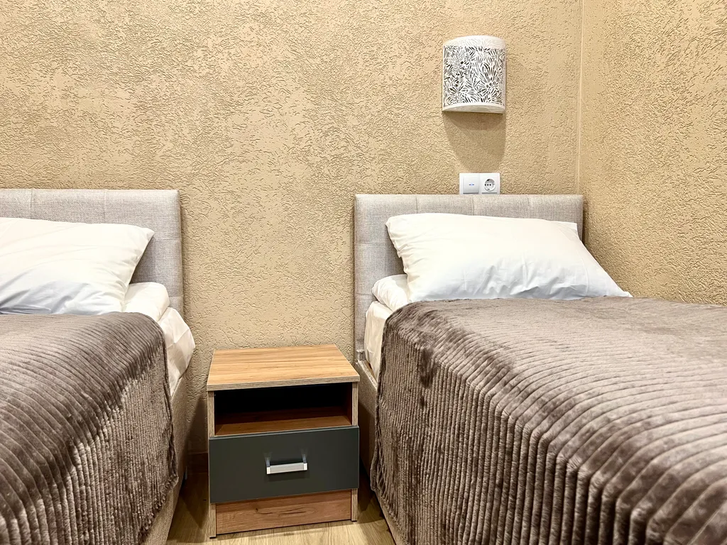 Квартира 2-комнатная Квартира — Кировск