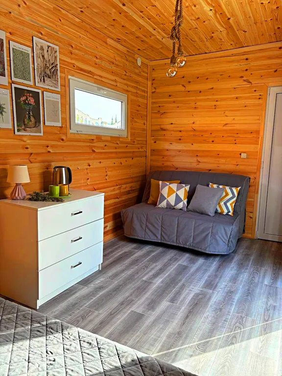 Коттедж Комфортабельный эко-домик Лаванда в горах у моря — Прасковеевка