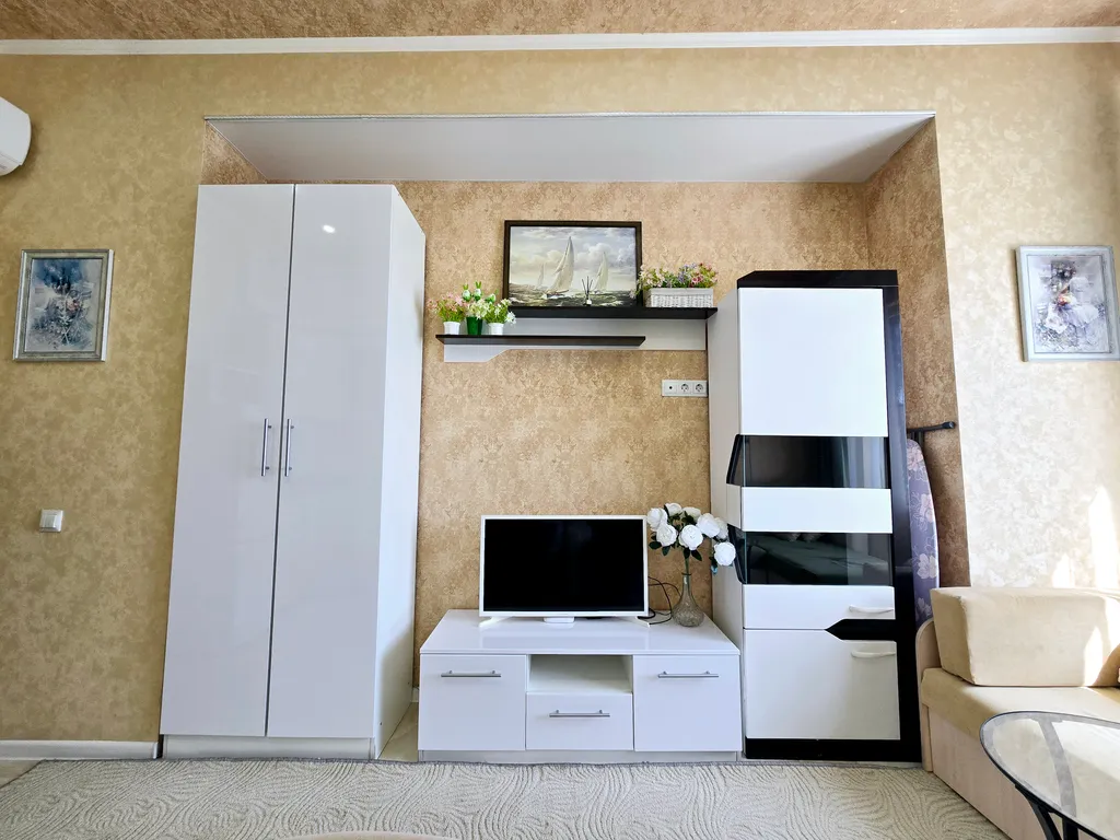 Квартира Квартира Студия у моря в комплексе с бассейном — Адлер