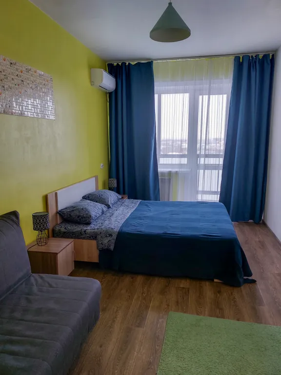 Солнечная квартира рядом с Краевой больницей