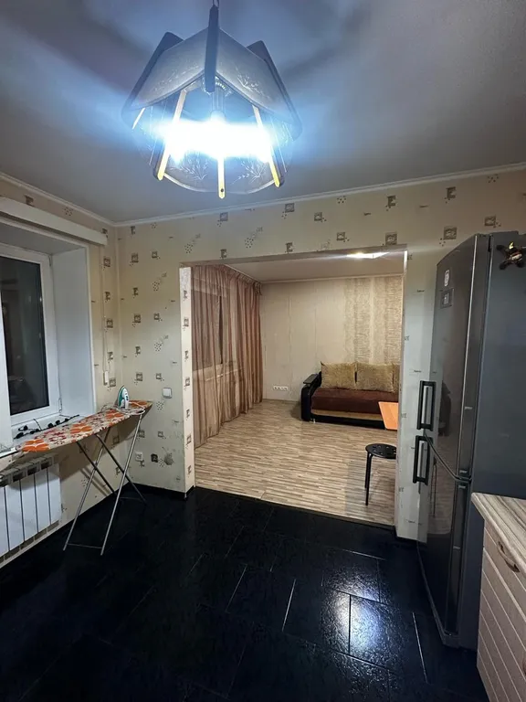 Квартира Квартира Просторная в центре — Омск
