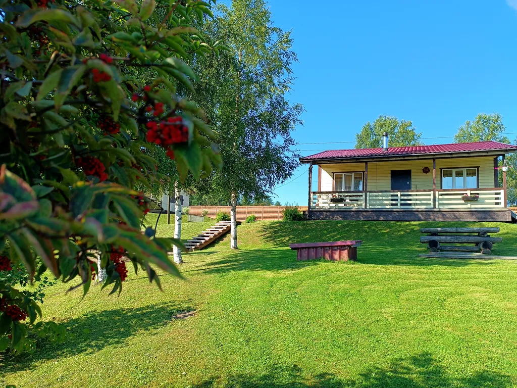 Дом с видом на озеро Паасо