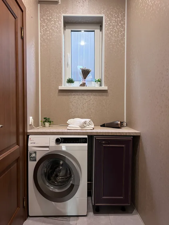 Коттедж с дровяной баней на берегу озера