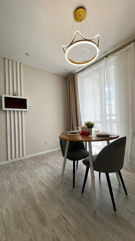 Видовая дизайнерская квартира в парке