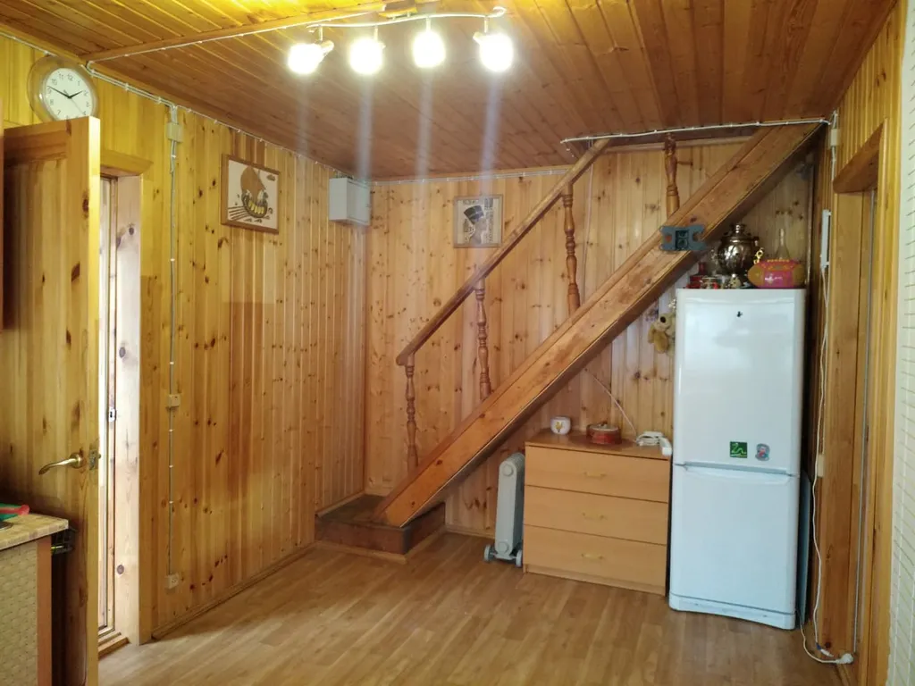 Дом 2-этажный, река, озеро, лес