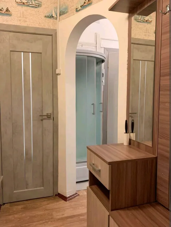 Небольшая уютная двушка в самом центре