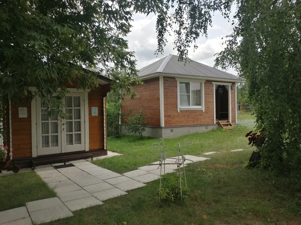 Уютные домики на берегу озера с баней на дровах