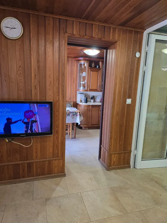 Дом с бассейном