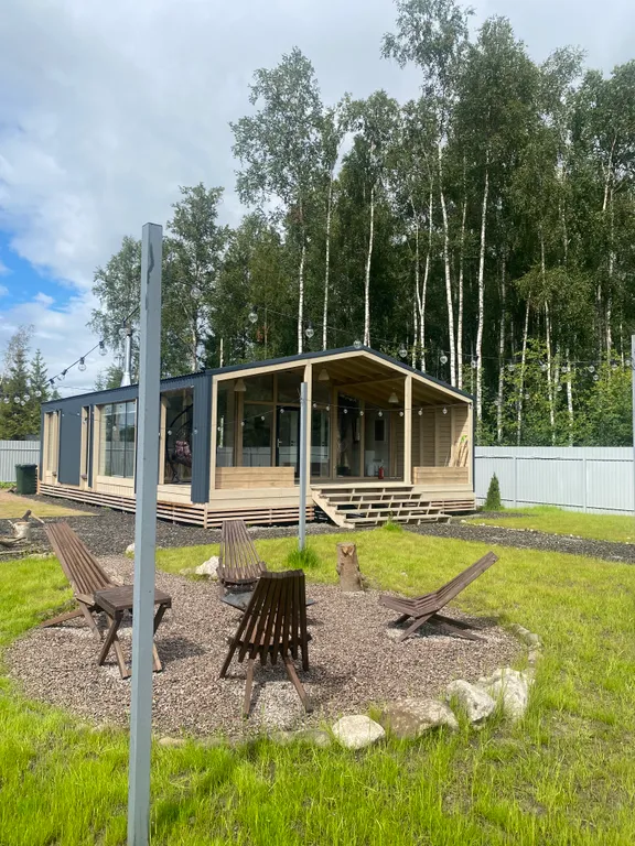 Дом Версаль с уютной террасой