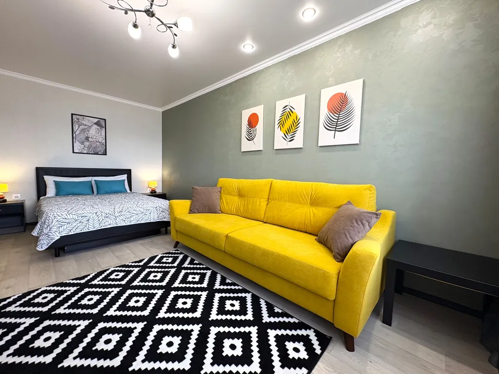 John Silver Sutki Life