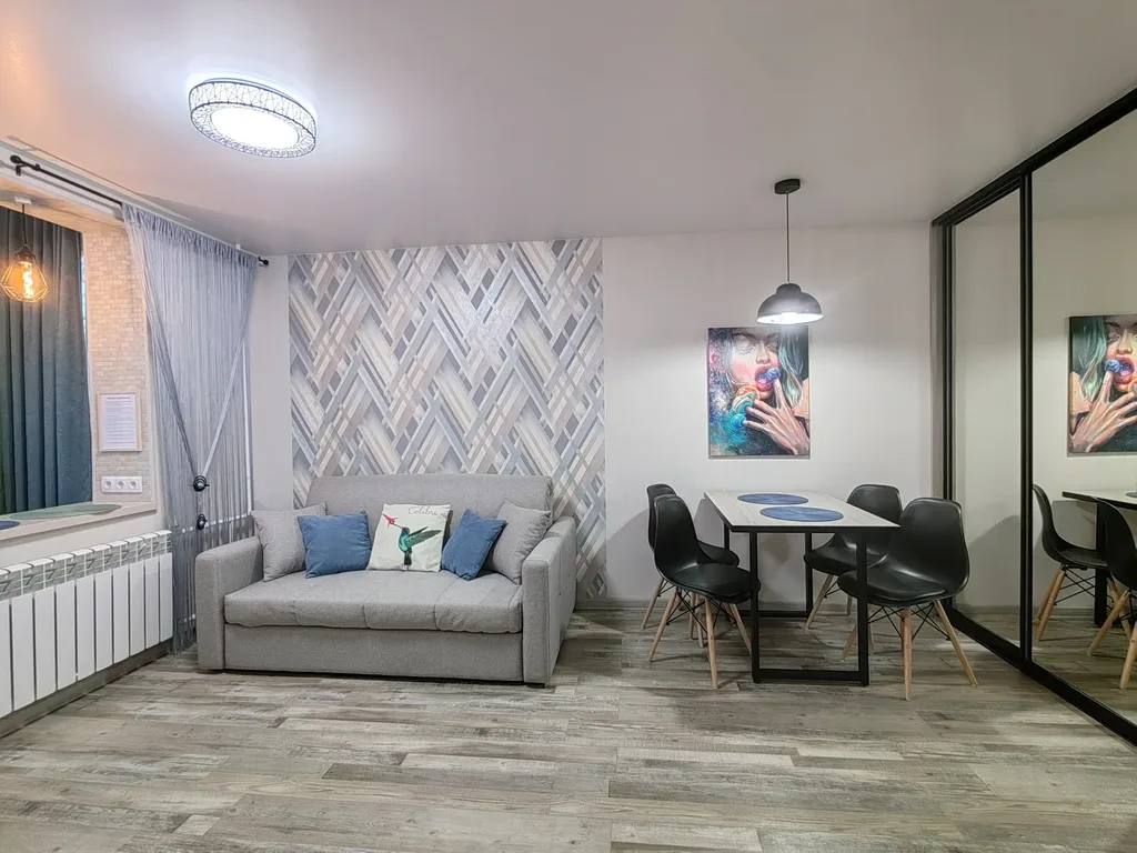 Современная двухкомнатная студия на Микрорайоне