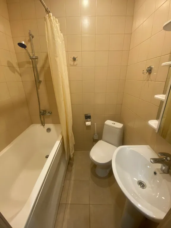 4-комнатная Квартира