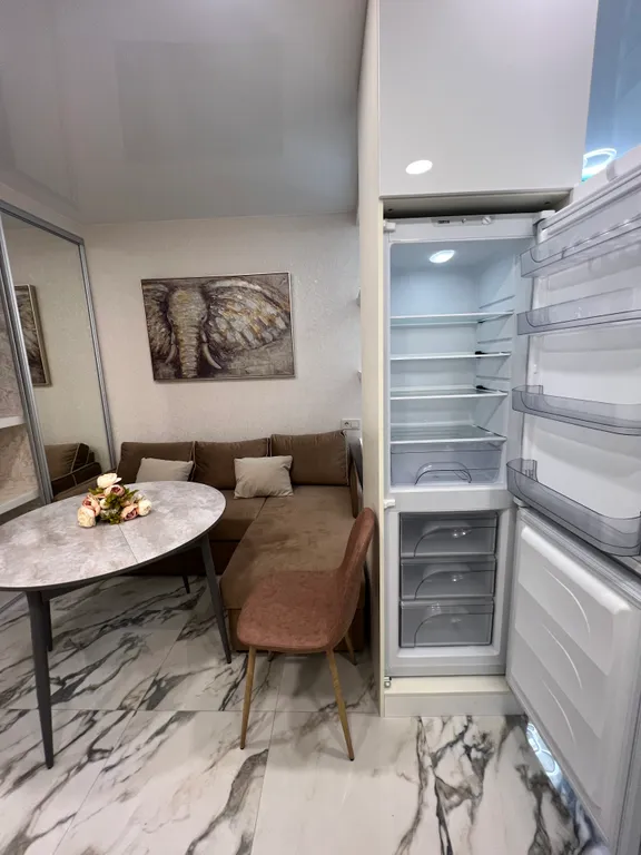 Студия с дизайнерским ремонтом