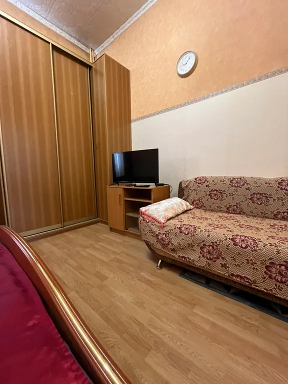 Квартира Уютная и чистая студия от собственника возле аэропорта — Омск