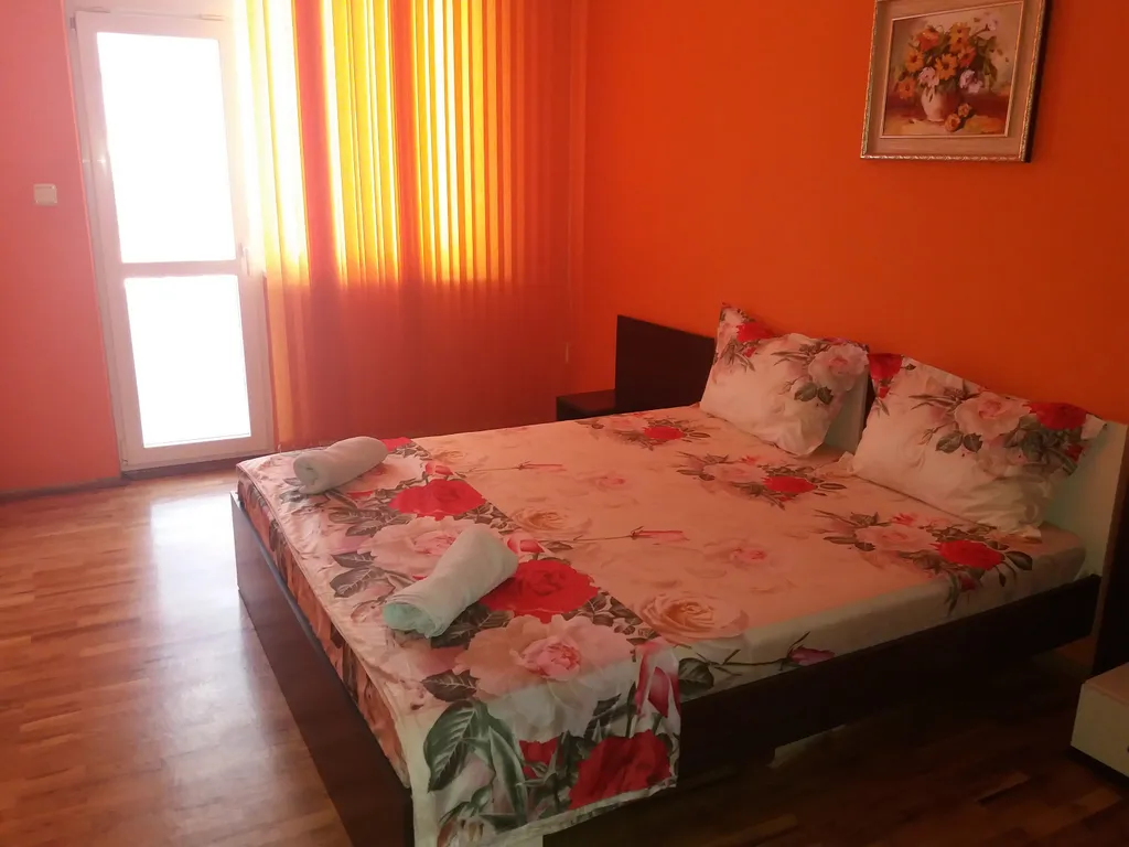 2-комнатная Квартира — аренда посуточно в Поморие