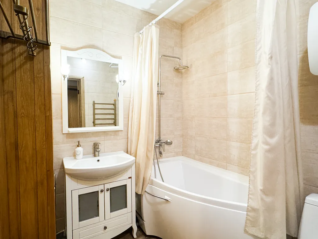 Уютная 1-комнатная квартира напротив областной больницы