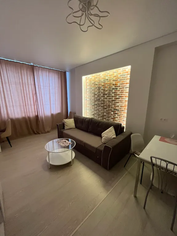 Просторная, светлая квартира в центре города