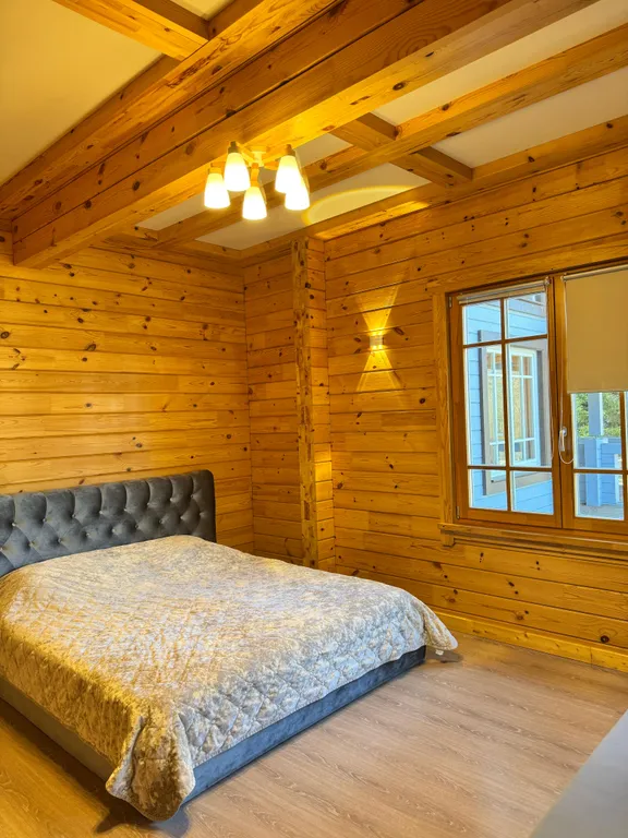 Дом на берегу водохранилища