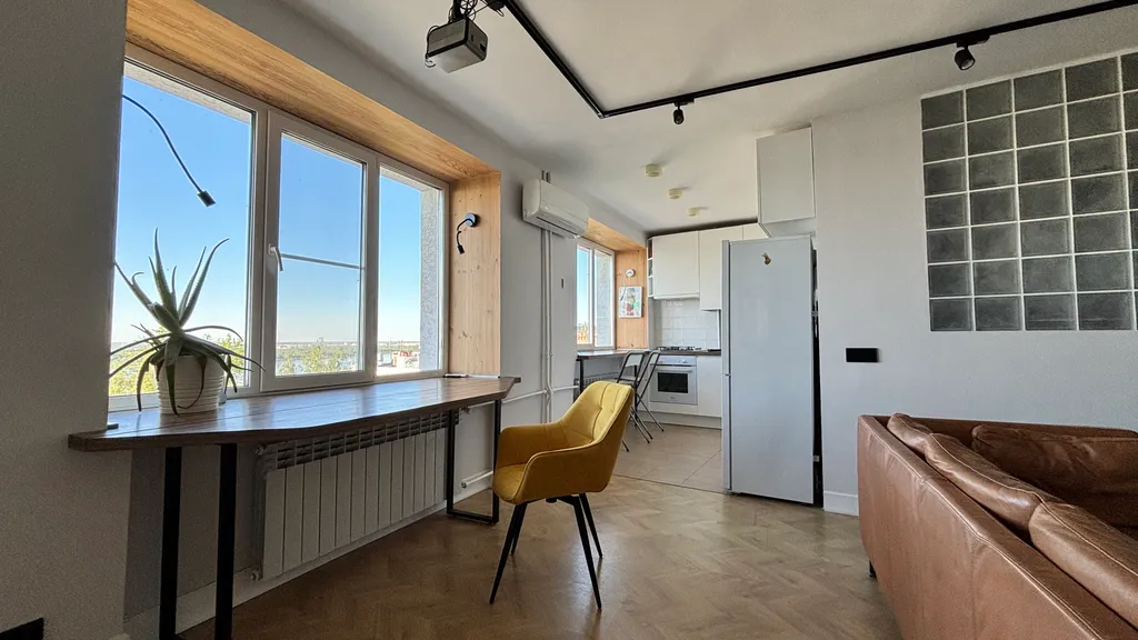 Апартаменты в Радиальном доме с видом на реку