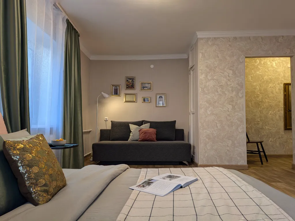 Атмосферная квартира в центре с винтажными деталями