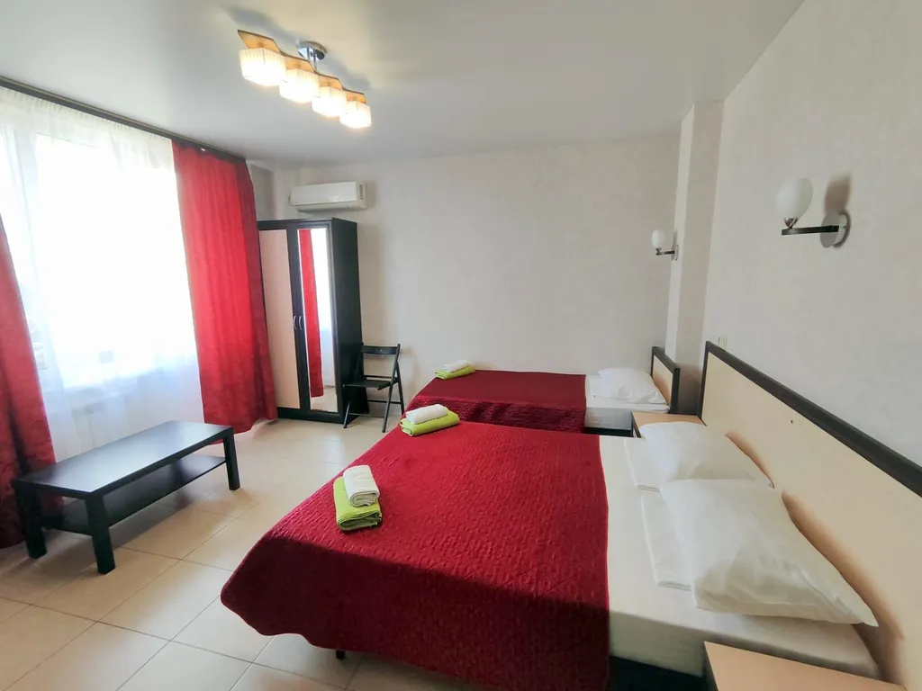 Квартира Квартира 3-х местный номер с кухней — Анапа