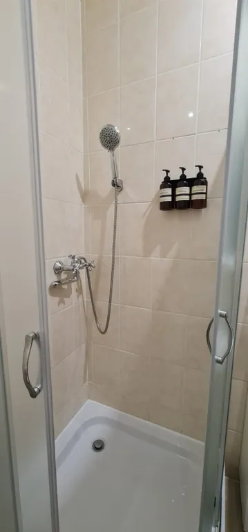 Квартира Квартира Студия в бухте казачья, бассейн, море 100м — Севастополь