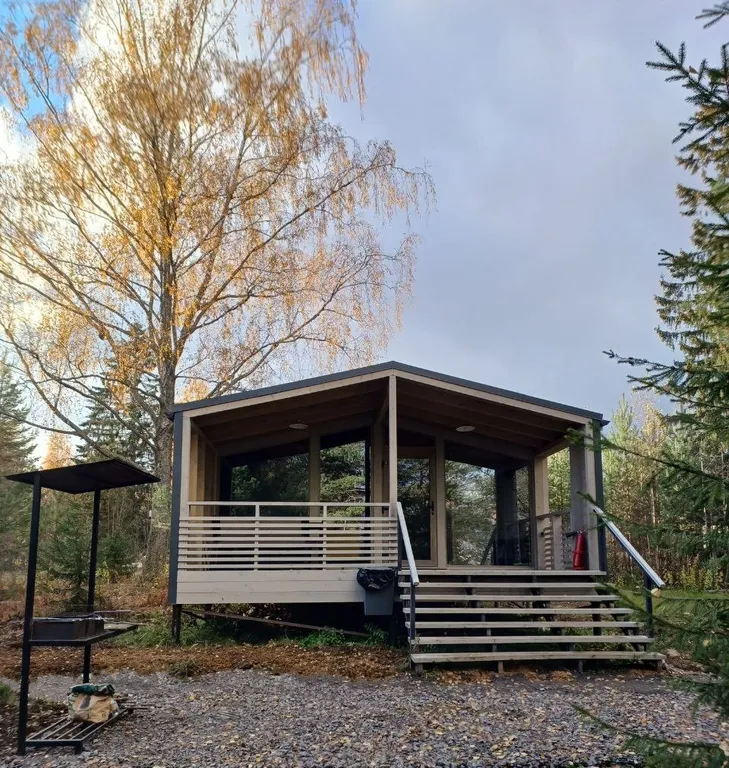 Коттедж у озера в загородном клубе