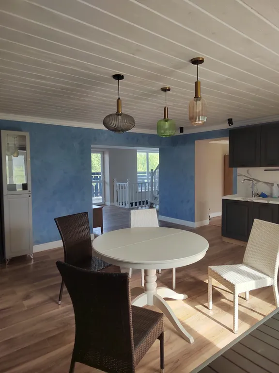 Дом коттедж с дизайнерским ремонтом