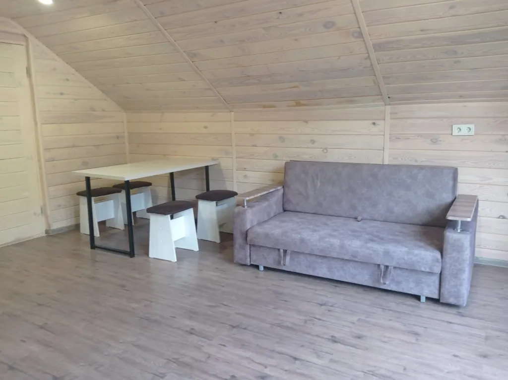 Мансарда-студия с отдельным входом