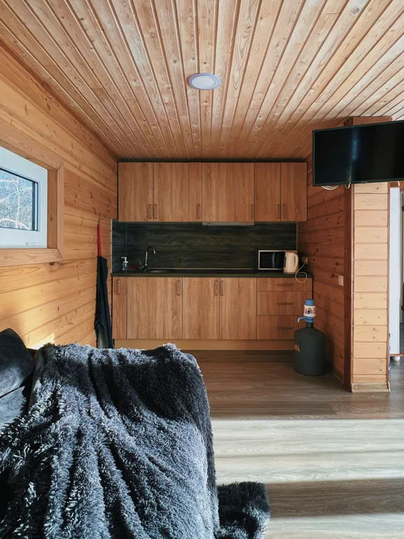 Коттедж Семейный коттедж на берегу реки Лава — Ручьи