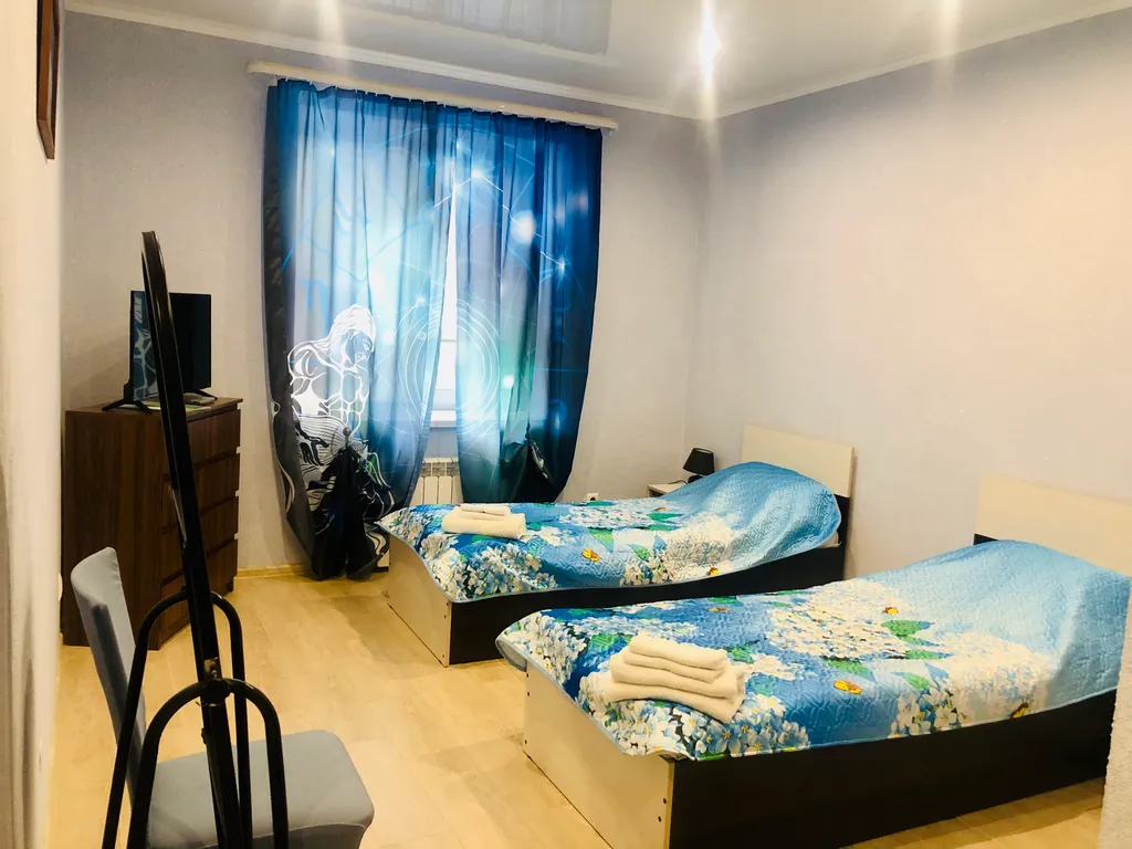 Квартира Комната с 2 односпальными кроватями — аренда посуточно в Домодедово