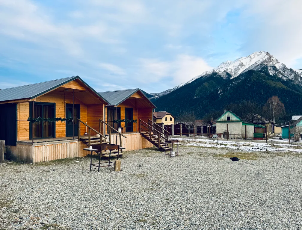 Коттедж Дом с панорамным видом на горы — аренда посуточно в Архыз