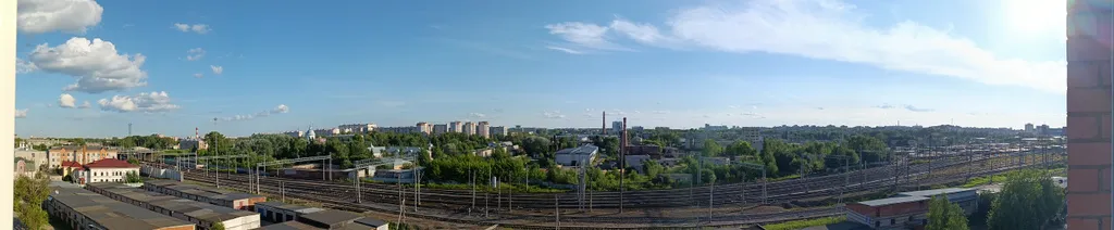 Евродвушка у вокзала