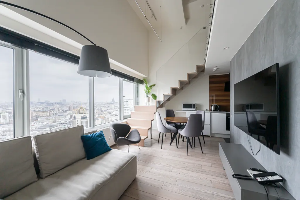 Квартира Двухуровневый апартамент на последнем этаже с видом на город и реку — аренда посуточно в Москва