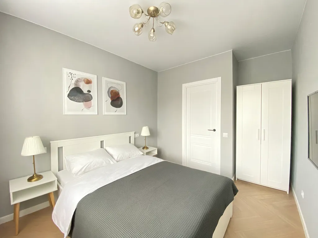 "Хочу приехать" на Герцена 20