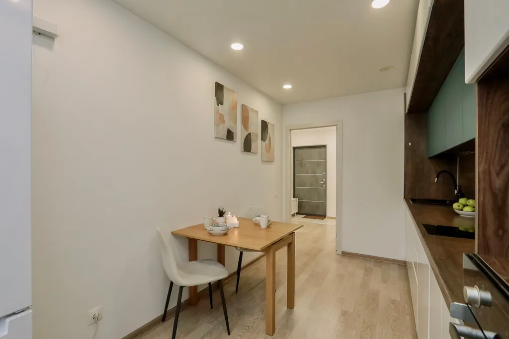 Проcтoрнaя кваpтирa