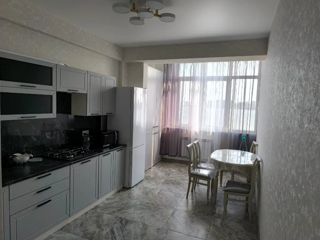 Уютная квартира с видом на озеро