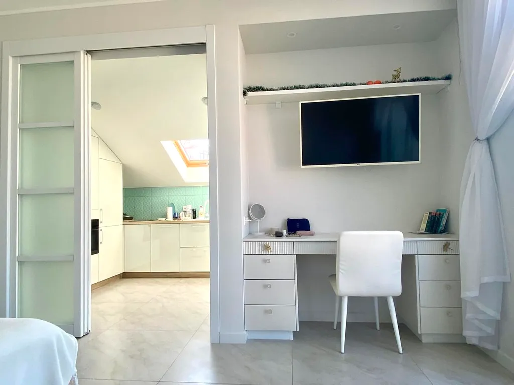 Уютная квартира с прямым видом на море