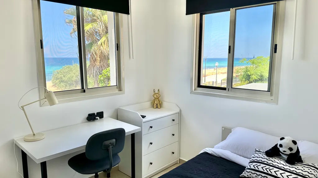 GW951 Квартира с балконом с видом на море (Gugel Waves Nahariya)