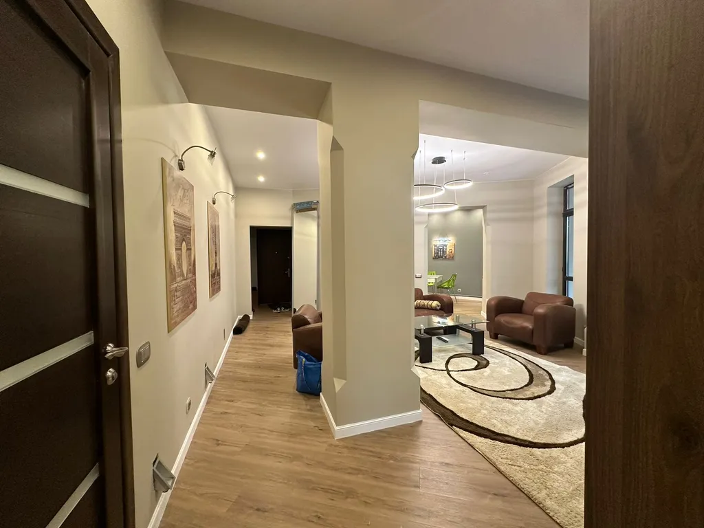 Комфортная 3-комнатная квартира в центре города