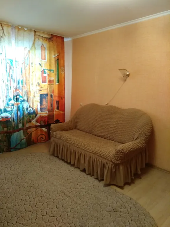 1-комнатная квартира рядом воинской частью, учебкой и УВАУГА