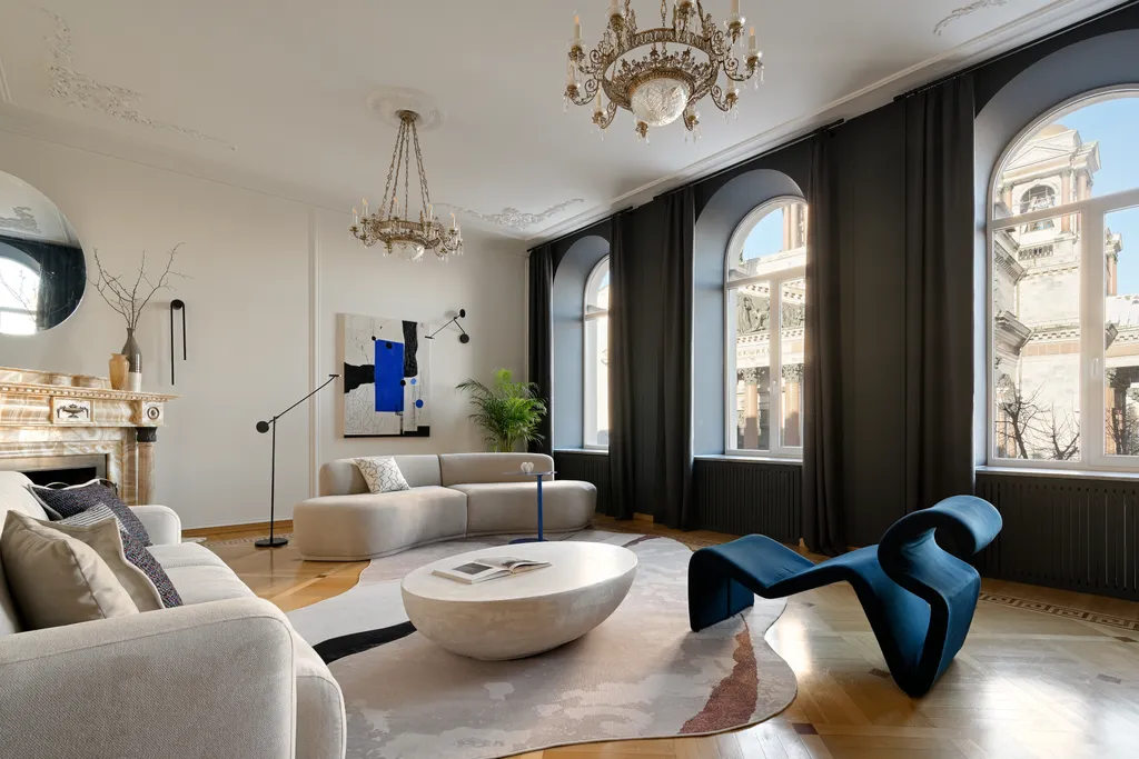 Дизайнерские апартаменты Miro с видом на Исаакиевский собор