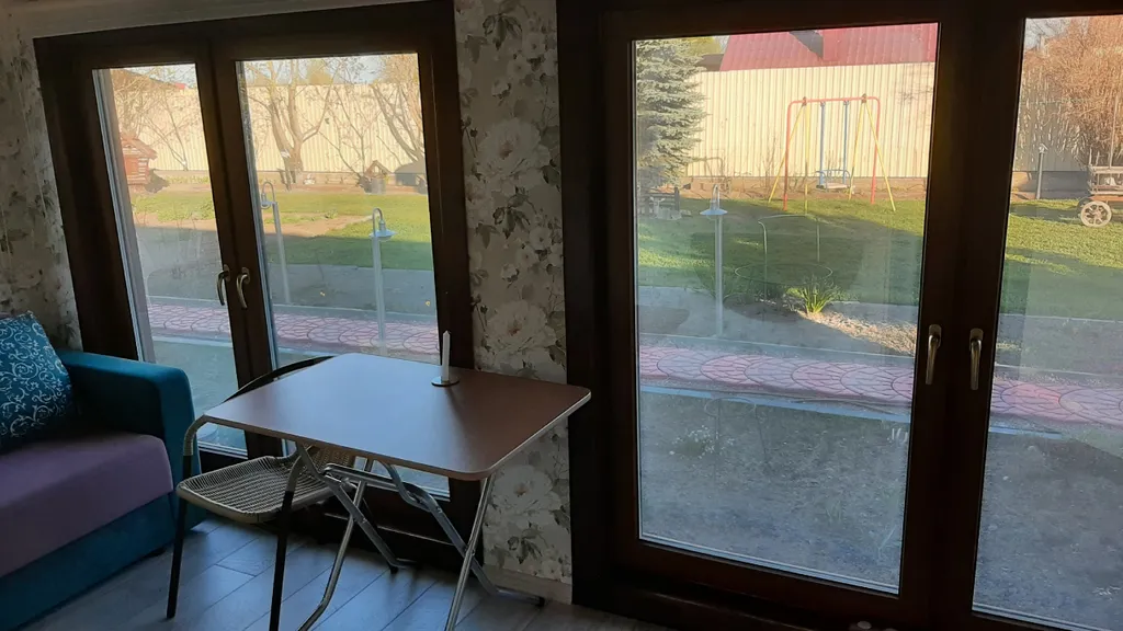 Уютный гостевой домик на берегу реки