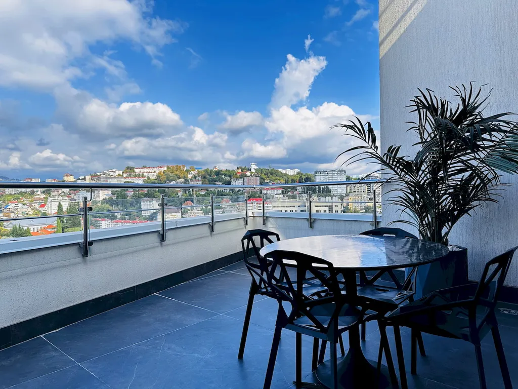 Люкс с террасой на 14 этаже!  До пляжа и набережной 5 минут! Центр