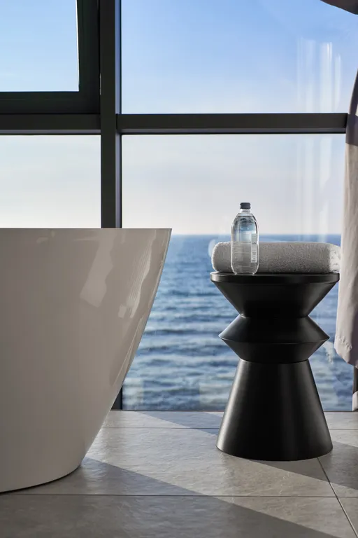 Eleven Aparts с лучшим видом на море!